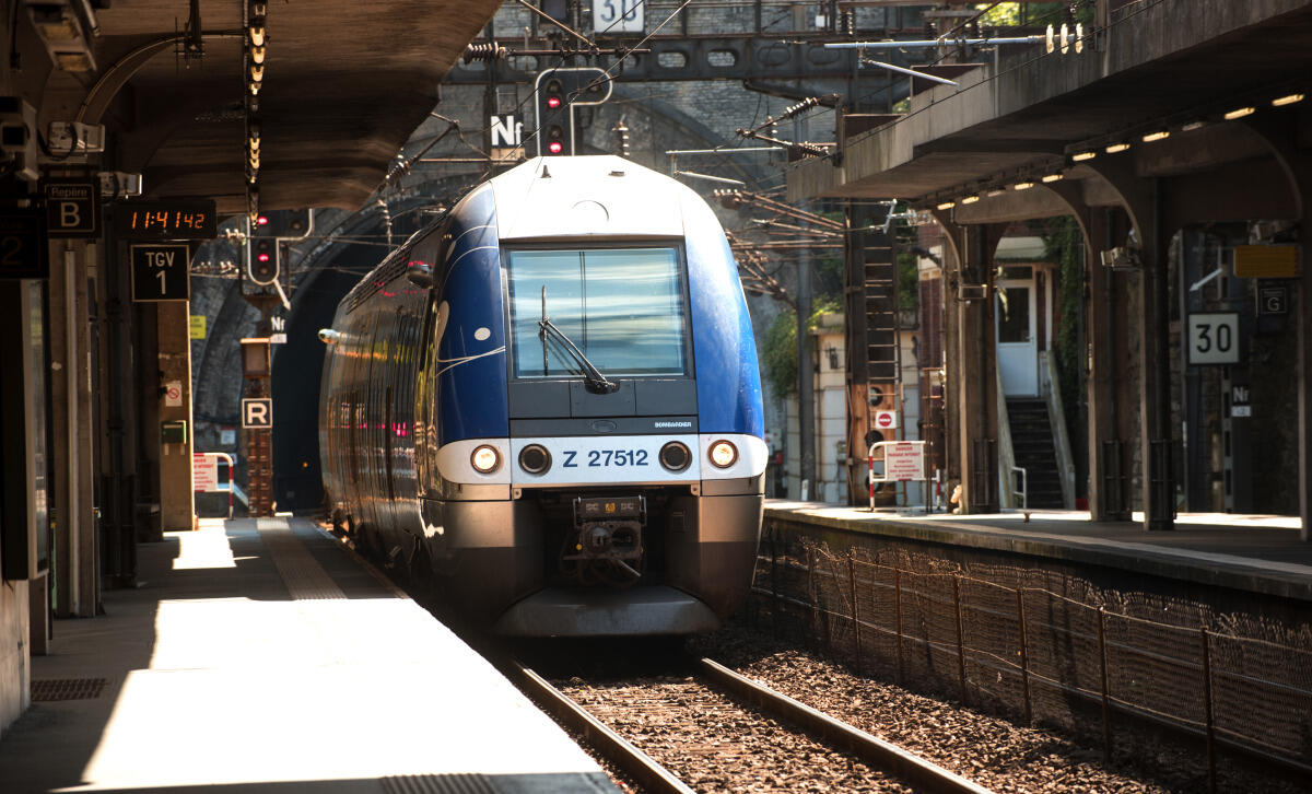 Dans le sens du train