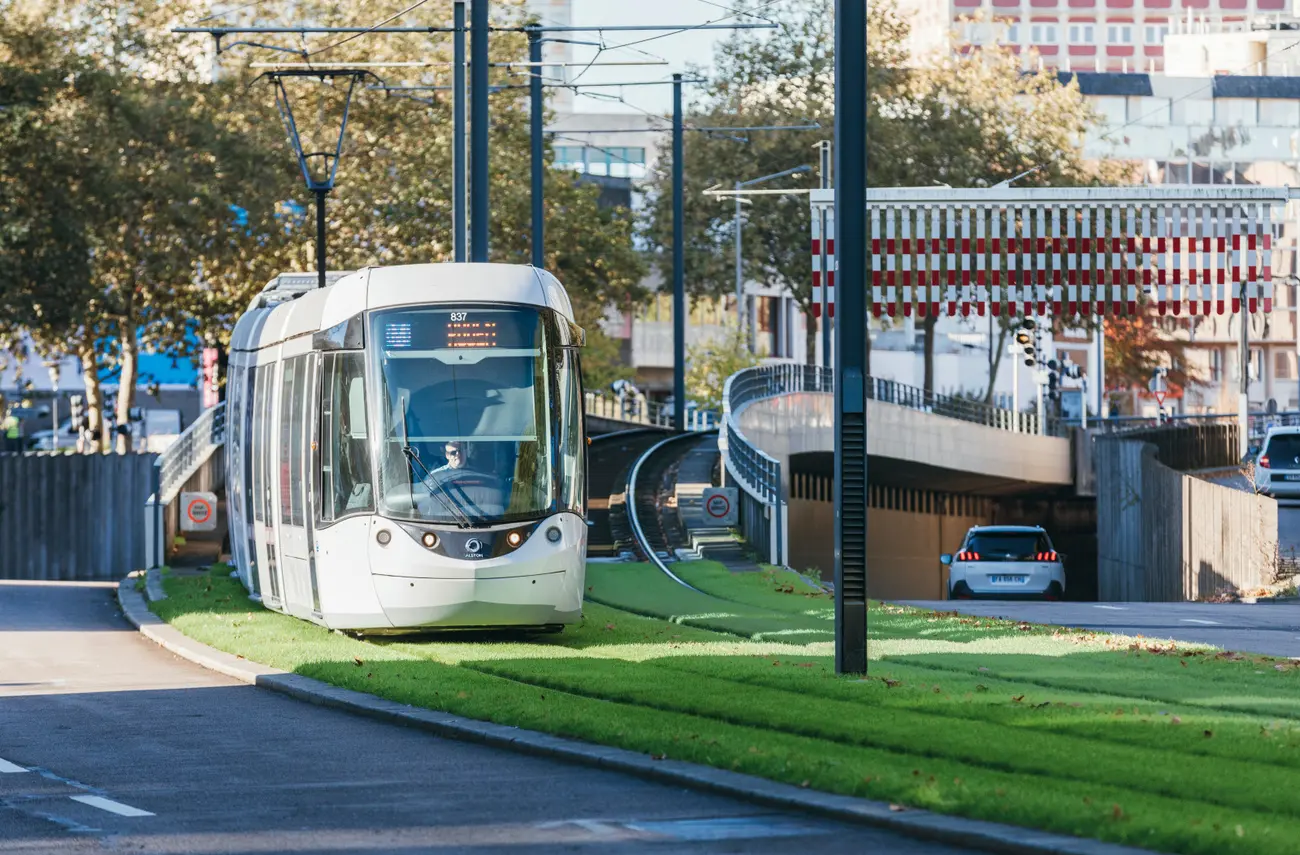 Nuisances sonores du réseau de tramway : identification et solutions Nuisances sonores du réseau de tramway : identification et solutions