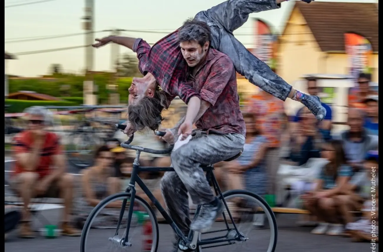 Jours de fête revient du 4 juillet au 24 août 