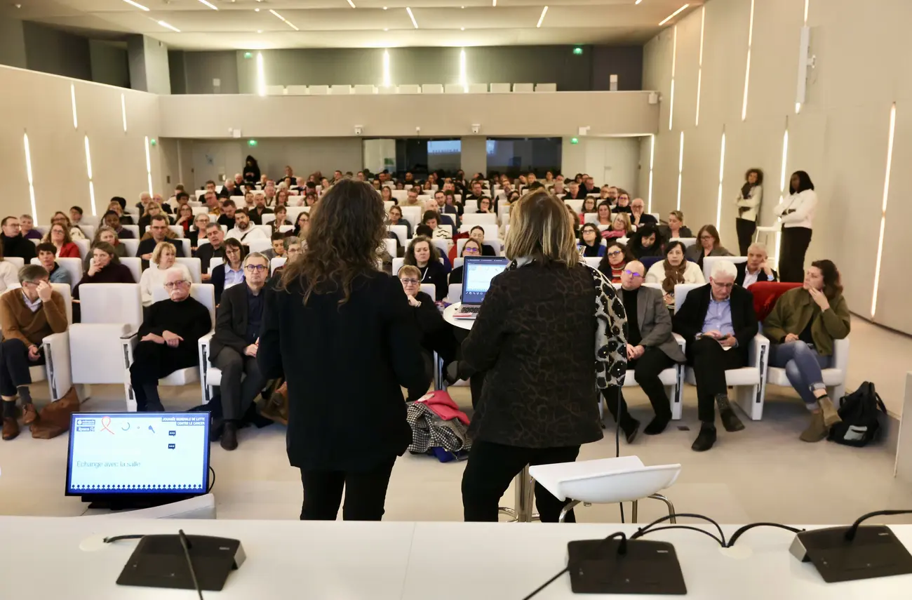 réunion de sensibilisation au cancer en milieu professionnel réunion de sensibilisation au cancer en milieu professionnel