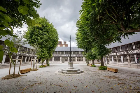 L'Aître Saint-Maclou