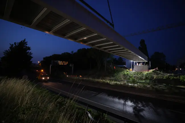 Une passerelle comme trait d'union
